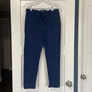 Polo navy cropped pants.